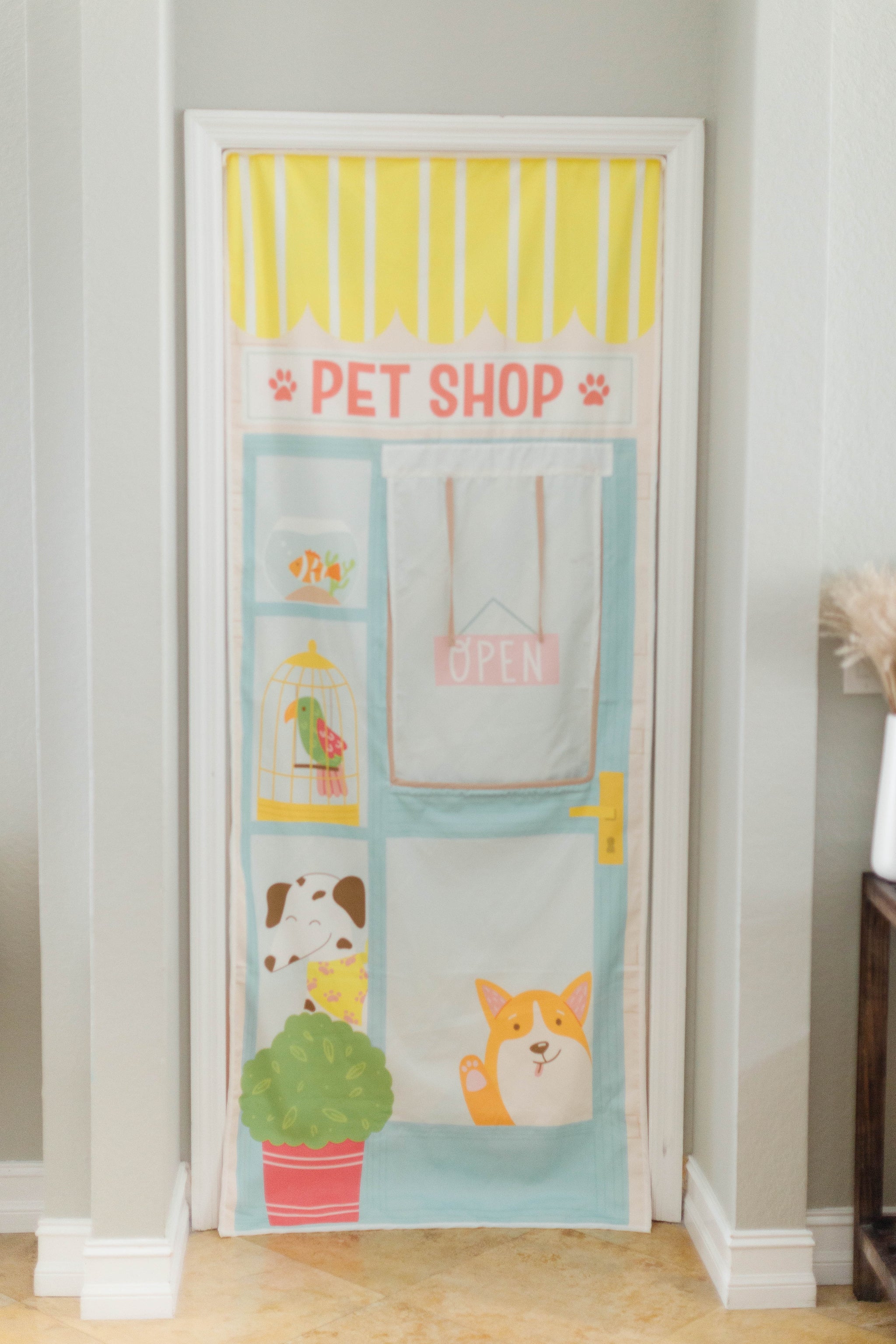 Pet Shop Groomer Storefront